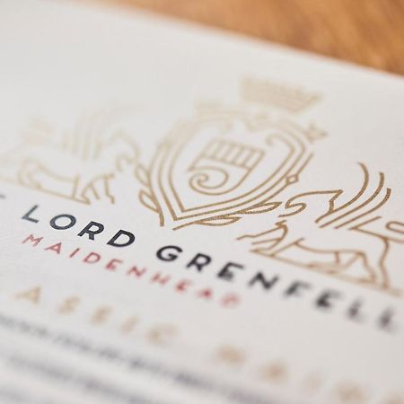 Bed and Breakfast The Lord Grenfell Maidenhead Esterno foto The Lord Mayor's Chain of Office